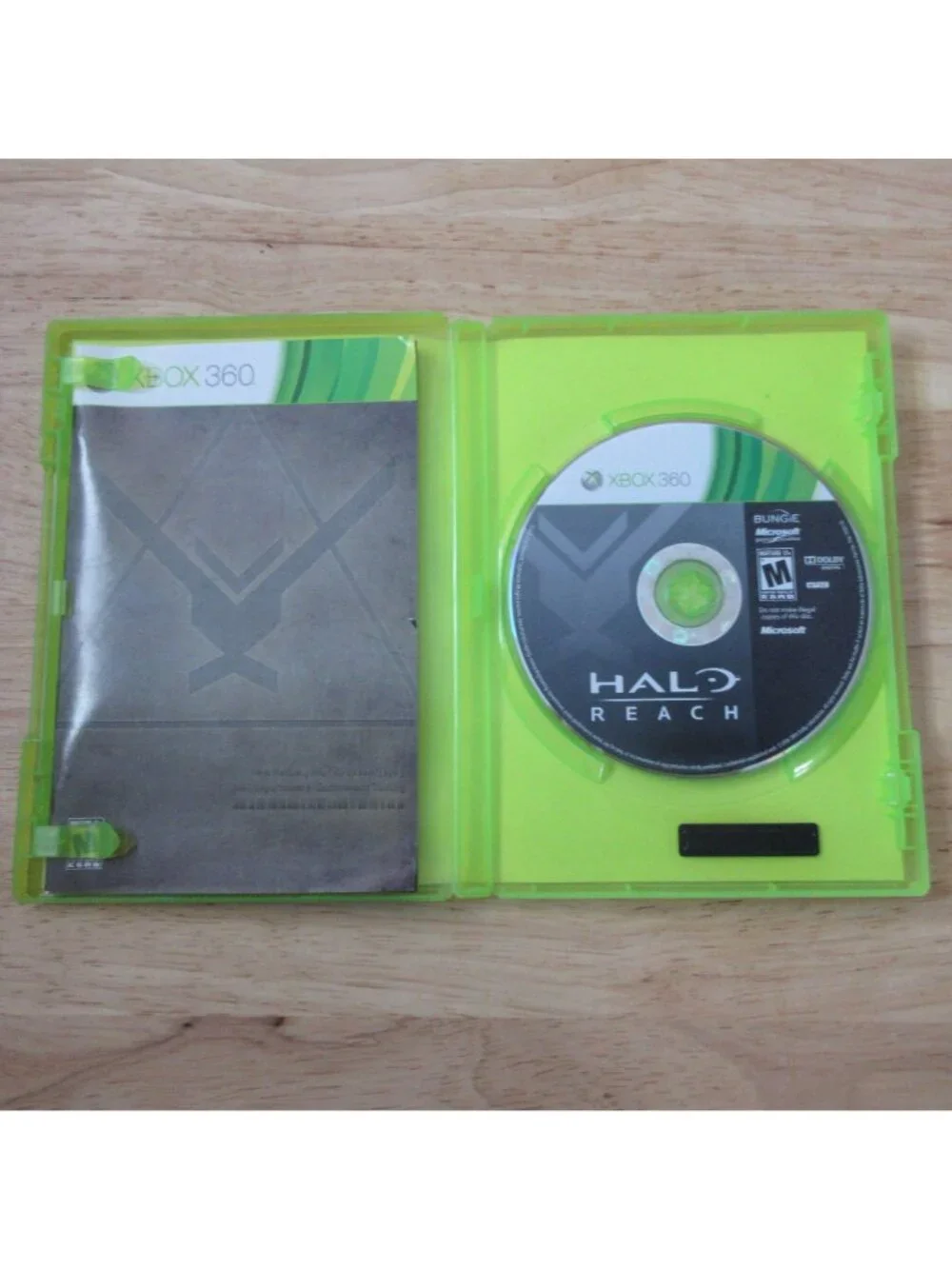 Halo Reach (Microsoft Xbox 360, 2010) Complete with Manual